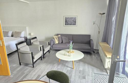Rathaus Apartment | Cozy Apartments Nr 2, 2b & 2C in Stuttgart Stadtmitte