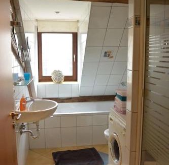 Bayreuth Apartment | Discover Edelweiß: Family-Friendly Stay in Bayreuth Center