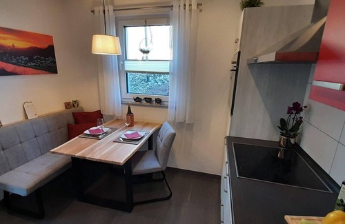 Beurig Apartment | Scenic Apartment SaarWeinWald with Ocean View and Kitchen