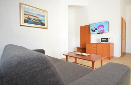 Pirovac Apartment | Guest Rated 10/10: Apartment Sablić-4 with Family Kitchen