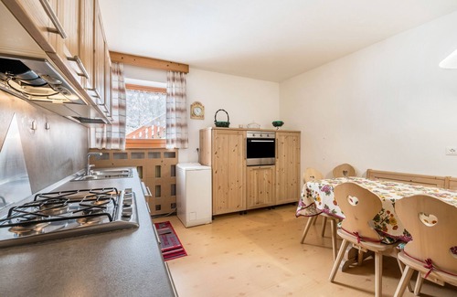 Livinallongo del Col di Lana Apartment | Mountain View Apartment 'Samont Appartment 7' with Wi-Fi