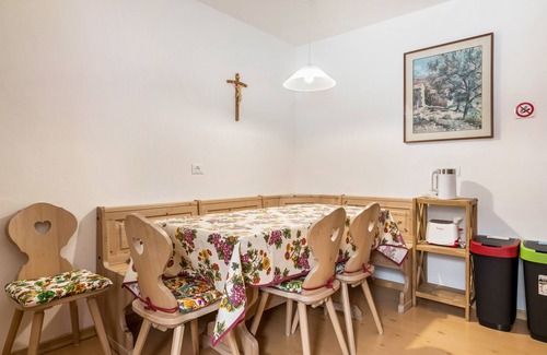 Livinallongo del Col di Lana Apartment | Mountain View Apartment 'Samont Appartment 7' with Wi-Fi