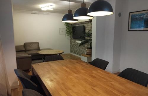 Thorl Apartment | Cozy Apartment Sara: Pet-Friendly Retreat with Kitchen Access