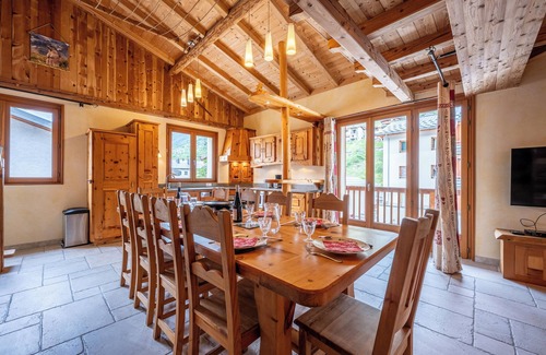 Val Cenis Apartment | Apartment 'Savine' with Mountain View, Balcony and Wi-Fi