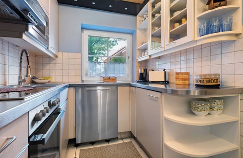 Obervieland Apartment | Apartment 'Schönes Maritimes Haus' with Private Terrace, Private Garden and Wi-Fi