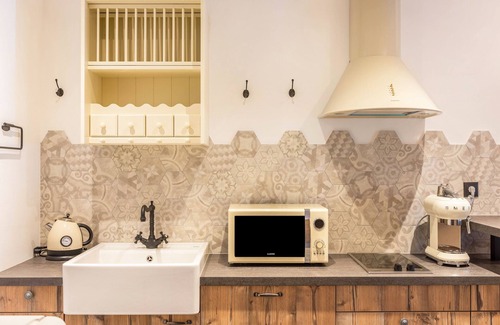 Collalbo Apartment | Family-Friendly Holiday Apartment with Mountain Views & Terrace