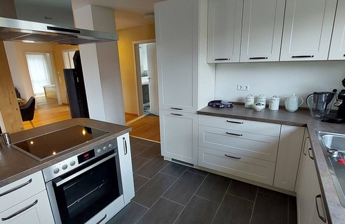 Burgfelden Apartment | Guest Rated Apartment Schatz with Kitchen & Breakfast Included