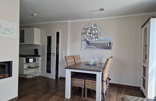 Seebad Bansin Condo | Apartment Schloonblick: Beachside Retreat with Free WiFi