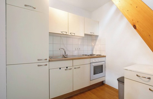 Bad Urach Apartment | Apartment 'Schlossblick' with Shared Terrace, Shared Garden and Wi-Fi