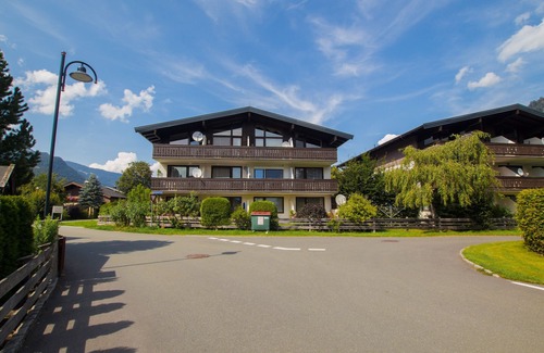 Maishofen Apartment | Top-Rated Apartment Schmid with Breakfast & Family Amenities