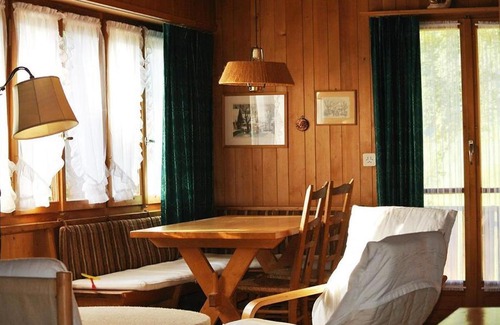 Zweisimmen Apartment | Family-Friendly Apartment Schnäggedanz with Great Amenities