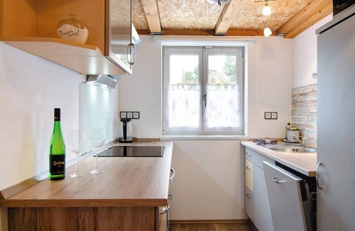 Espasingen Apartment | Oceanfront Apartment 'Schönfeld' with Private Terrace & Wi-Fi
