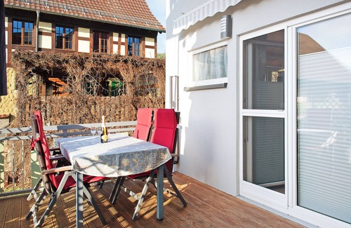 Espasingen Apartment | Oceanfront Apartment 'Schönfeld' with Private Terrace & Wi-Fi