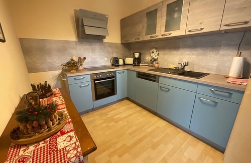 Schwarzburg Condo | Cozy Apartment Schwarzatal with Pool & Breakfast Included