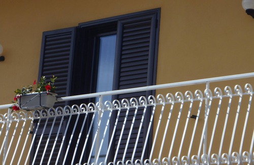 Pimonte Apartment | Family-Friendly Apartment with Mountain & Sea Views in Sorrento