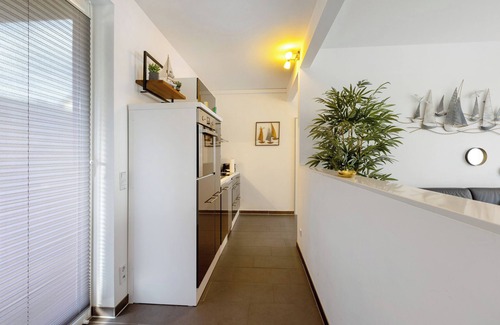 Mucheln Apartment | Apartment 'Seeperle - Marina Mücheln' with Lake View, Private Terrace and Wi-Fi