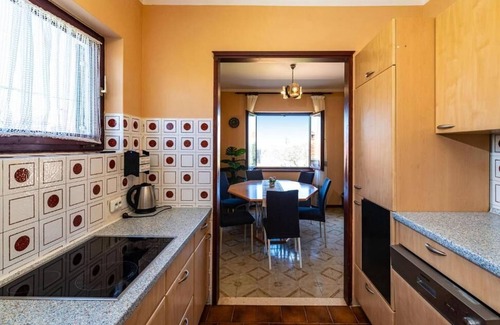 Ugljan Apartment | Relax at Apartment Serđa - Oceanfront Escape in Ugljan