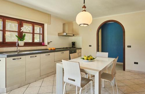 Giumello Apartment | Pet-Friendly Retreat: Apartment Serena - Rated 9/10