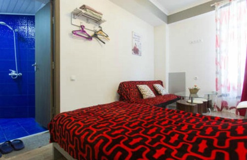 Chugureti Apartment | Budget-Friendly Apartment Sharm with Family Amenities