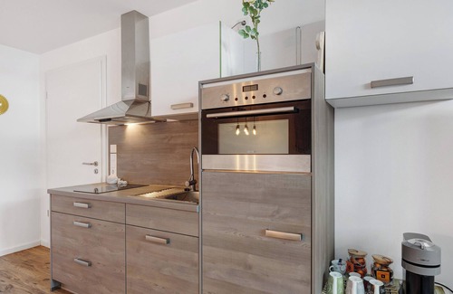 Orsingen-Nenzingen Apartment | Apartment 'Simona' with Shared Garden and Wi-Fi