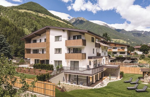 San Giovanni Apartment | Mountain View Retreat: Silva Living with Private Terrace
