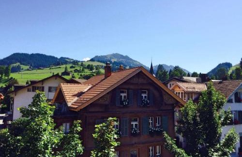 Zweisimmen Apartment | Apartment Simme-Tröimli by Interhome