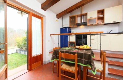 Bucine Apartment | Pet-Friendly Apartment Simone with Pool & Spa Amenities