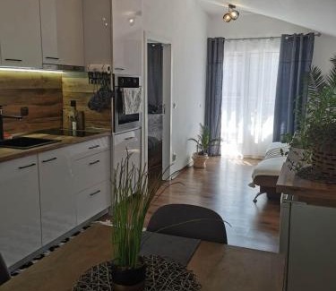 Panagyurishte Apartment | Affordable Family Stay at Apartment Siyana for Your Adventure