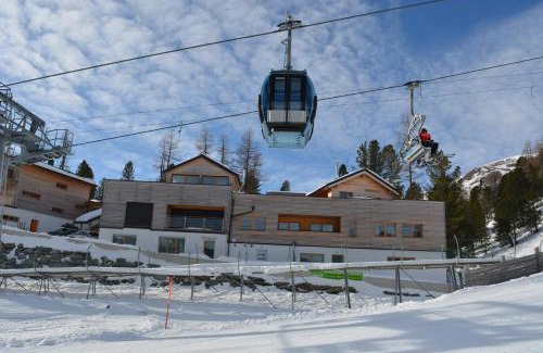Turracher Hohe Apartment | Prime Ski-in/Ski-out Apartment with Oceanfront Views