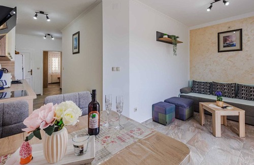 Cizici Apartment | Top-Rated Family Apartment Skrabonja 2 with Breakfast & Pets