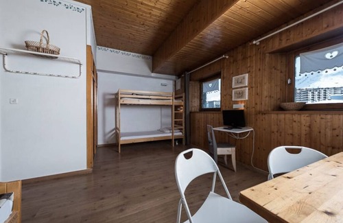 Tignes Apartment | Cozy Apartment for 4 Near Convenient Amenities