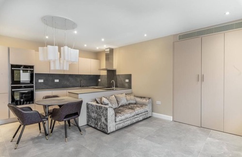 Golders Green Apartment | Elegant 1-Bed Apartment in Golders Green, London