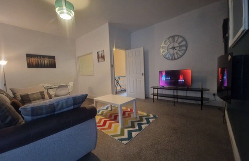 Ashington Apartment | Welcoming 2-Bed Apartment in Ashington with Kitchen
