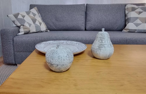 Sanxenxo House | Cozy Apartment Steps from Silgar Beach with Ocean Views