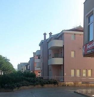 Dugopolje Apartment | Elegant Apartment Smodlaka: Guest Rated 9.9/10 Comfort