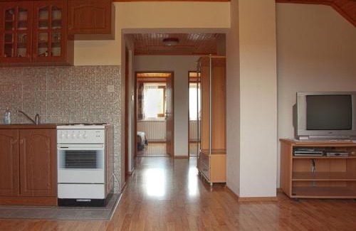 Catrnja Apartment | Pet-Friendly Apartment Smoljanac 14023a with Perfect Score