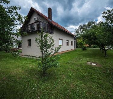 Catrnja Apartment | Pet and Child-Friendly Apartment Smoljanac 14979b Awaits