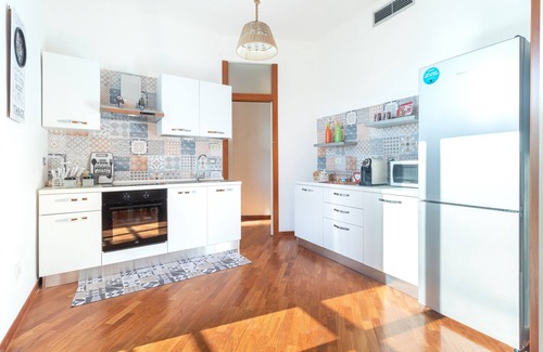 Molfetta Apartment | Guest Rated 10/10: Apartment 'Sole E Girasoli' with Balcony