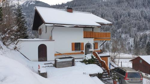 Dalaas Apartment | Oceanfront Apartment Sonnenbüchel: Pet Friendly & Family-Ready