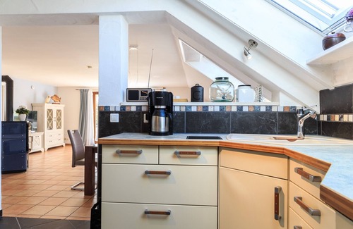 Hergatz Apartment | Top-Rated Apartment Sonnenschein with Inviting Terrace