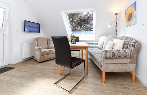 Wittmund Other | Family-Friendly Retreat at Apartment Spatzennest - Ennenhof