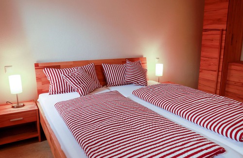 Monchsondheim Apartment | Family-Friendly Apartment Stübla: 2 Bedrooms & Amazing Amenities