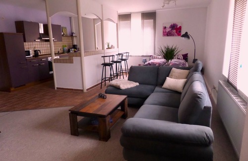 Zahna-Elster Apartment | River View Apartment with Private Bath and Breakfast Included