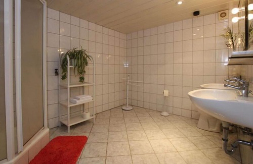 Sternberg Apartment | Cozy Apartment in Sternberg: Perfect for Family Stays