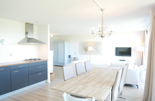 Callantsoog Apartment | Discover Apartment Strandleven 4: Family-Friendly Retreat