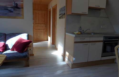 Neukirchen/Erzgeb Apartment | Apartment 'Strohboden' with Shared Terrace, Shared Garden and Wi-Fi