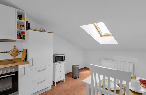 Warwerort Apartment | Oceanfront Apartment Sturm: Pet-Friendly Retreat with Spa