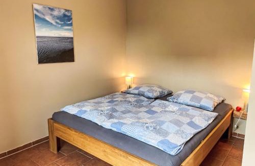 Gahlkow Apartment | Pet-Friendly Apartment Südwind with Fireplace & High Ratings