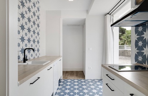 Brena y Marismas de Barbate Natural Park Apartment | Apartment 'Suite 4 In Natural Park' with Shared Pool, Wi-Fi and Air Conditioning