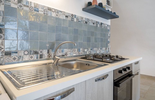 Old Town Cisternino Apartment | Guest Rated 10/10: Suite La Scala Del Borgo with Terrace